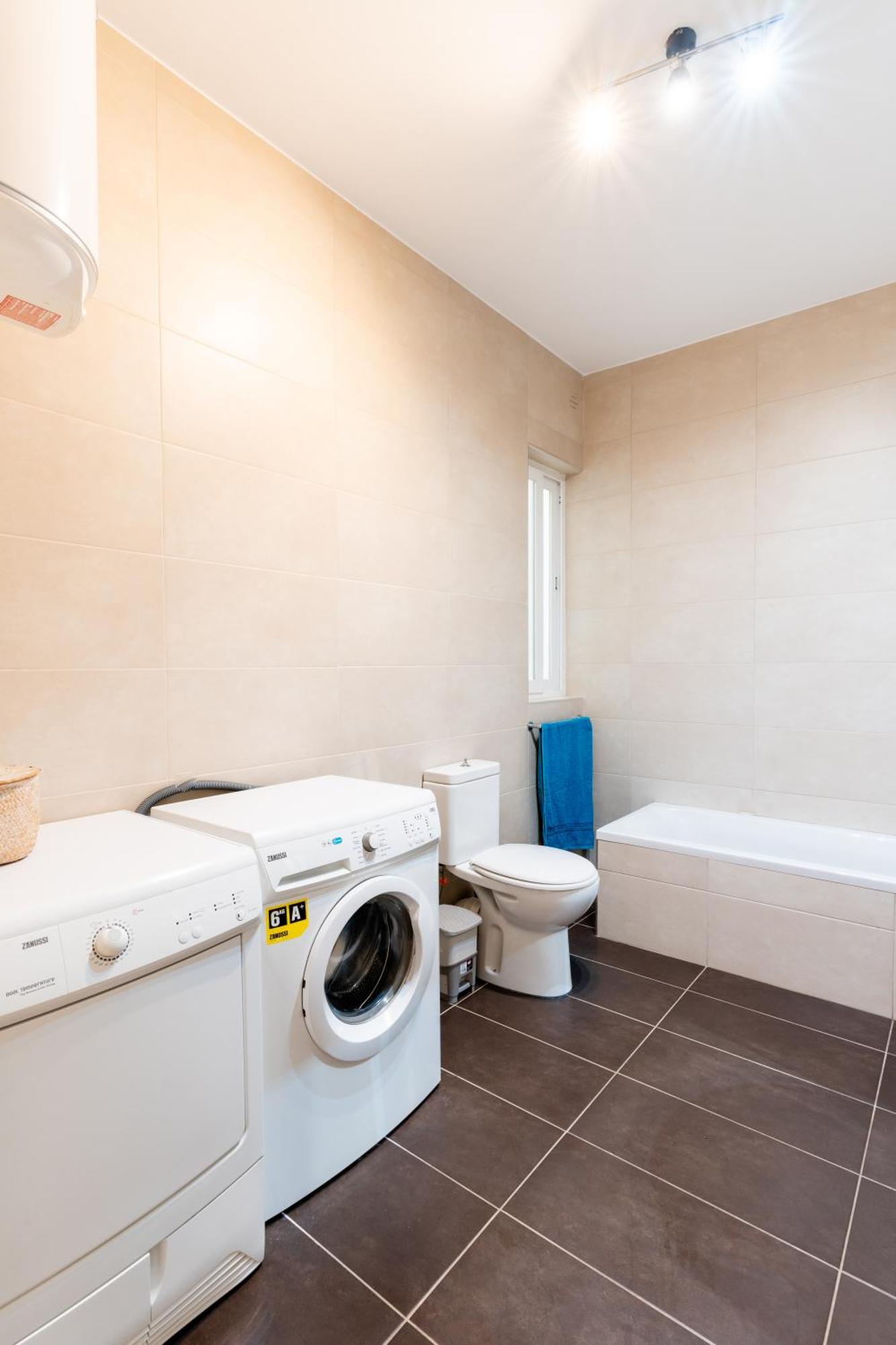 2 Bedroom In Central St Julians Prime Location In Paceville Apt 3 By Vaganza Saint Julian's Ngoại thất bức ảnh