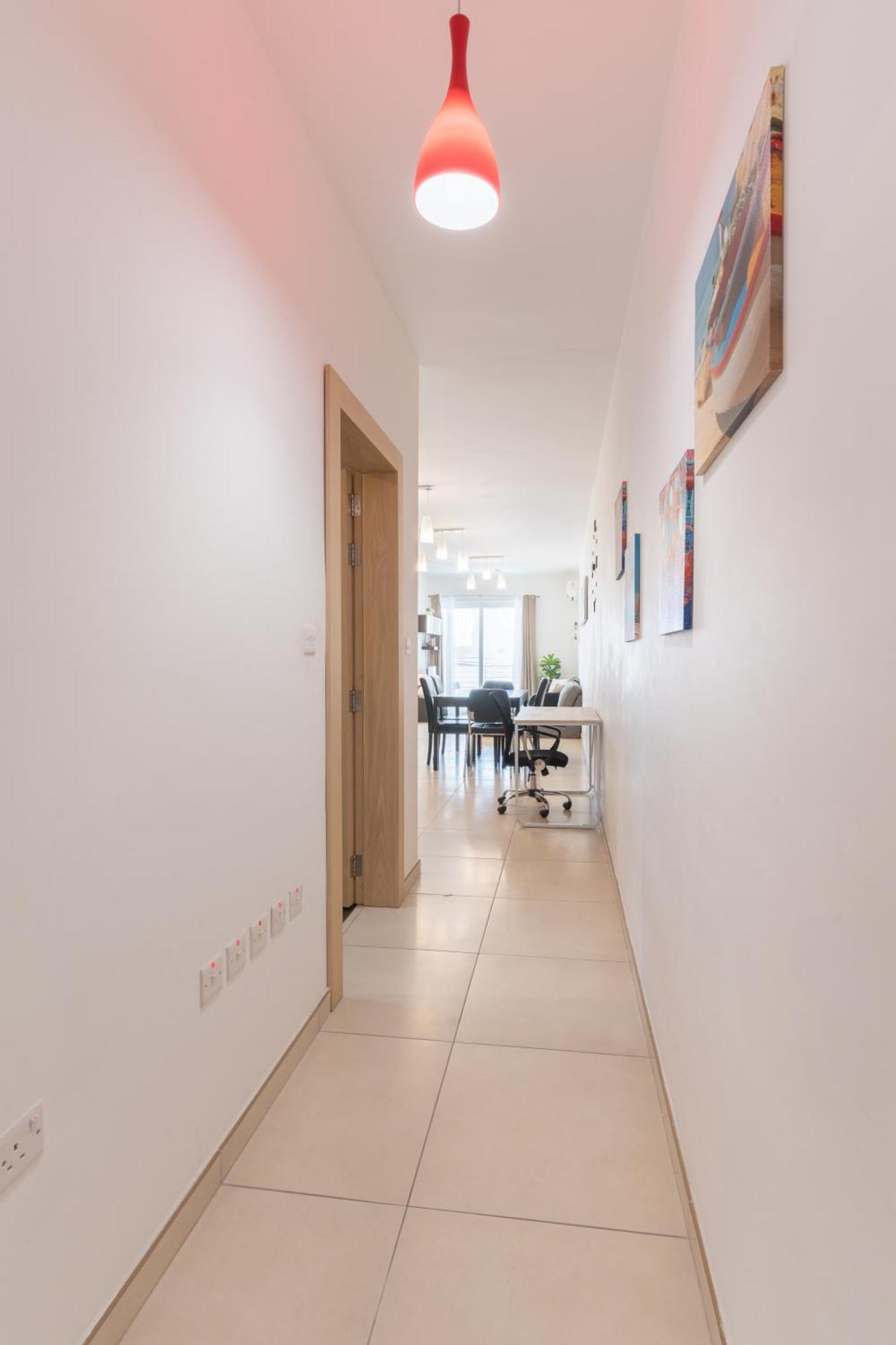 2 Bedroom In Central St Julians Prime Location In Paceville Apt 3 By Vaganza Saint Julian's Ngoại thất bức ảnh