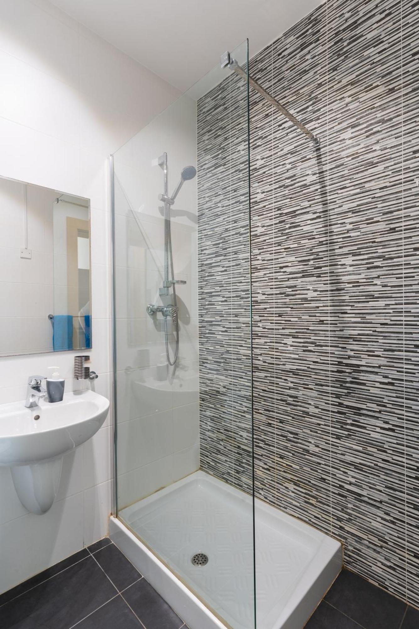 2 Bedroom In Central St Julians Prime Location In Paceville Apt 3 By Vaganza Saint Julian's Ngoại thất bức ảnh