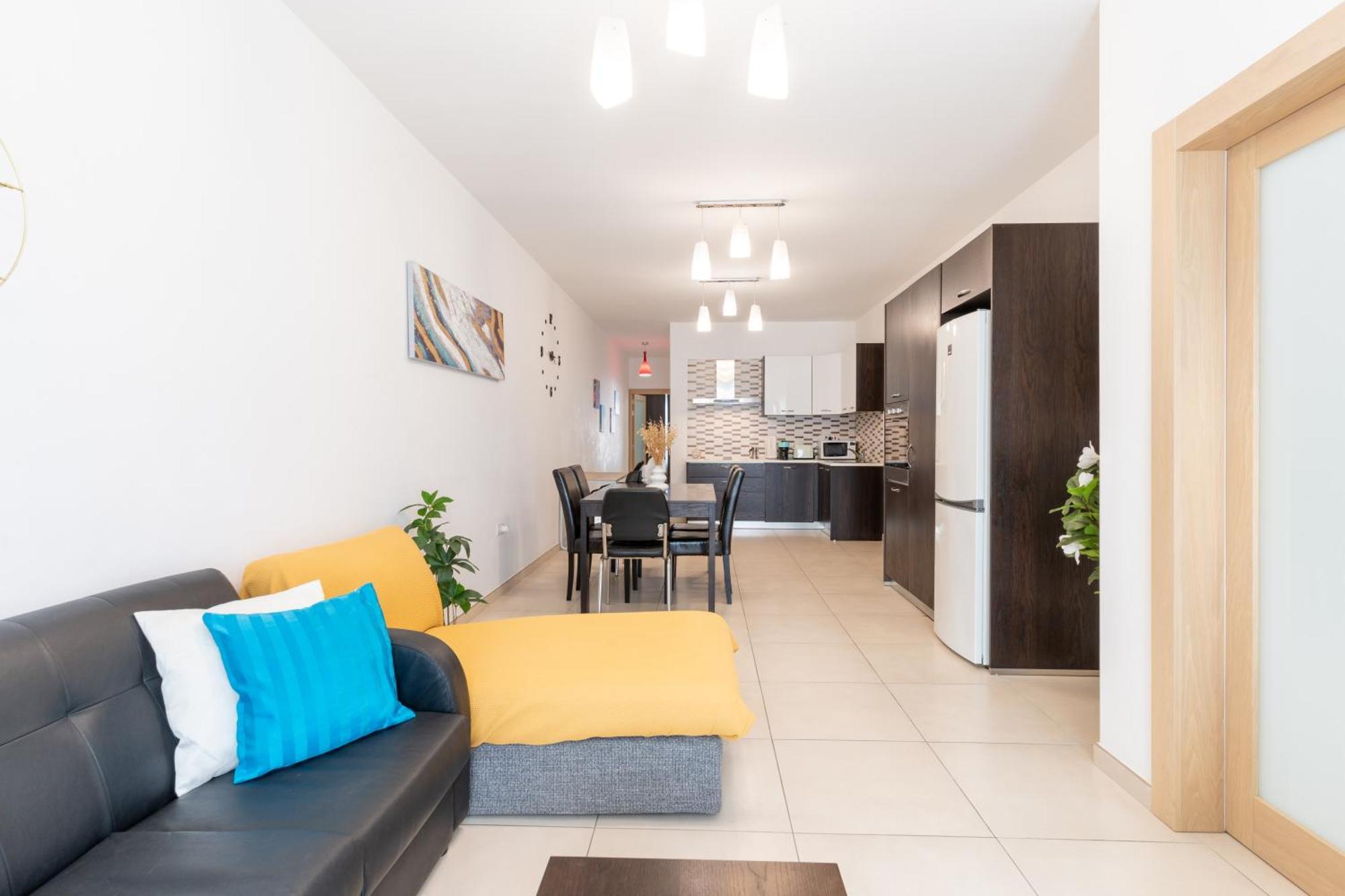 2 Bedroom In Central St Julians Prime Location In Paceville Apt 3 By Vaganza Saint Julian's Ngoại thất bức ảnh