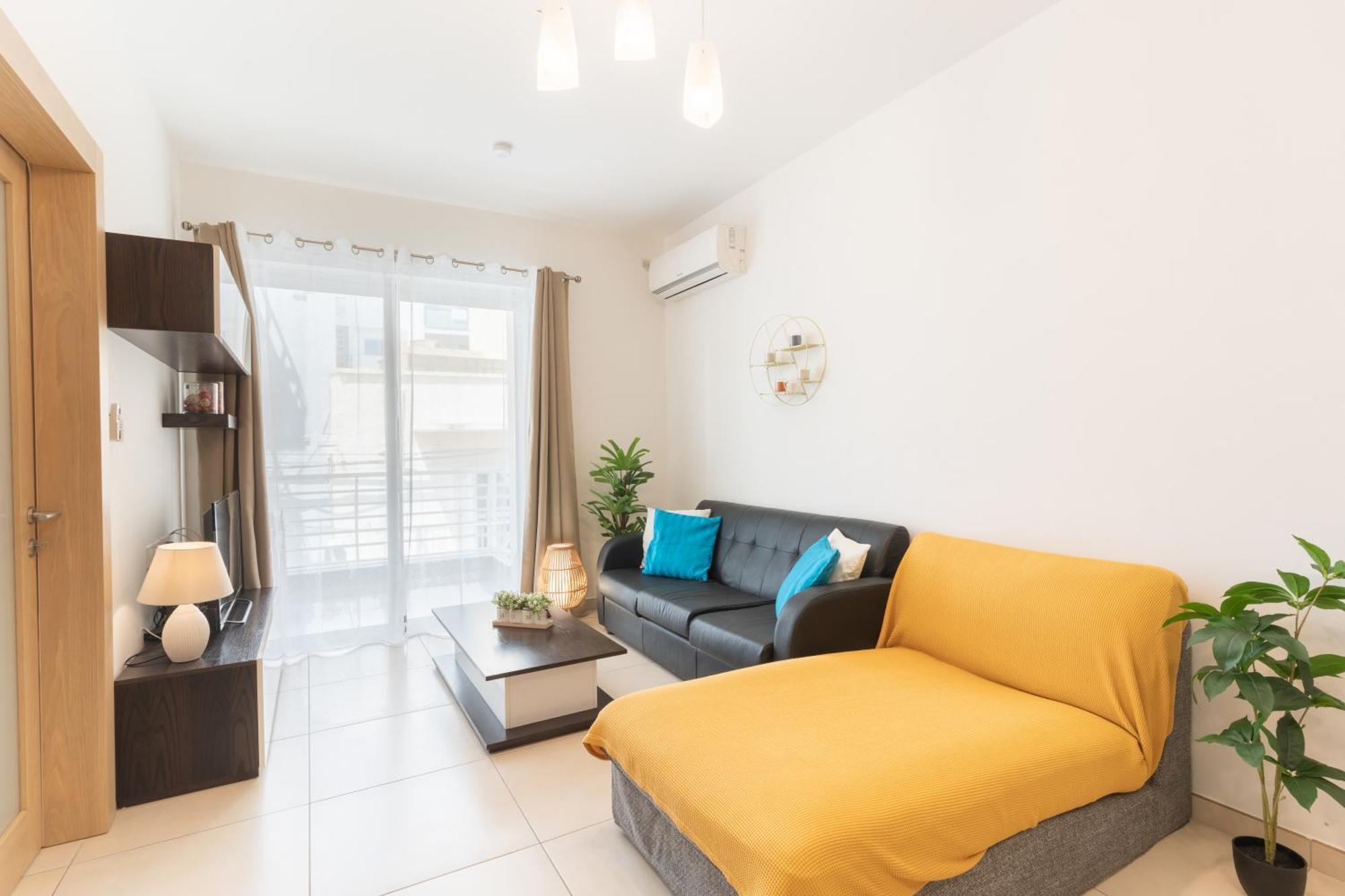 2 Bedroom In Central St Julians Prime Location In Paceville Apt 3 By Vaganza Saint Julian's Ngoại thất bức ảnh